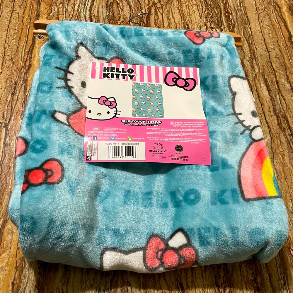 Sanrio Hello Kitty Silk Plush Throw Blanket